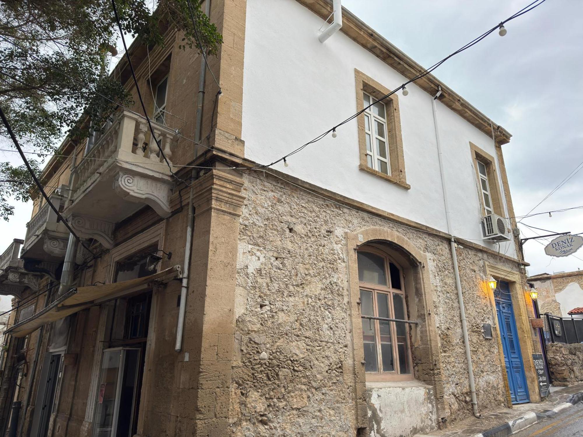 Deniz Konak Boutique Hotel Cirénia Exterior foto